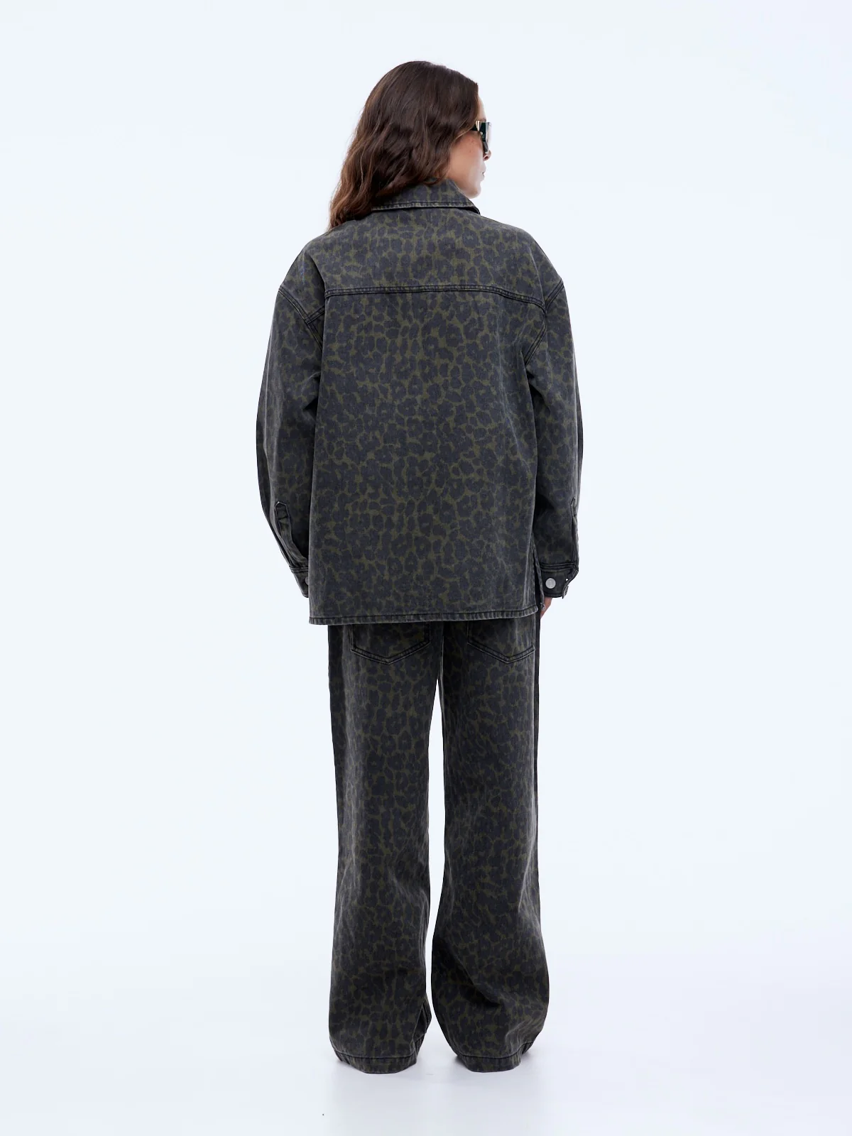EVIE DENIM OVERSHIRT - Image 4